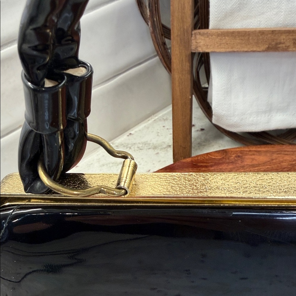 Mid Century Vintage Patent Leather Structured Handbag - Picture 2 of 10
